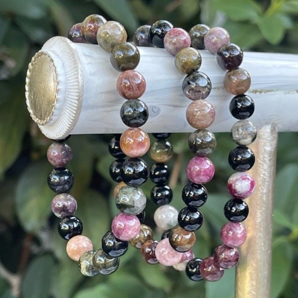 8mm Tourmaline Stretch Bead Bracelet - Picture 2 of 4